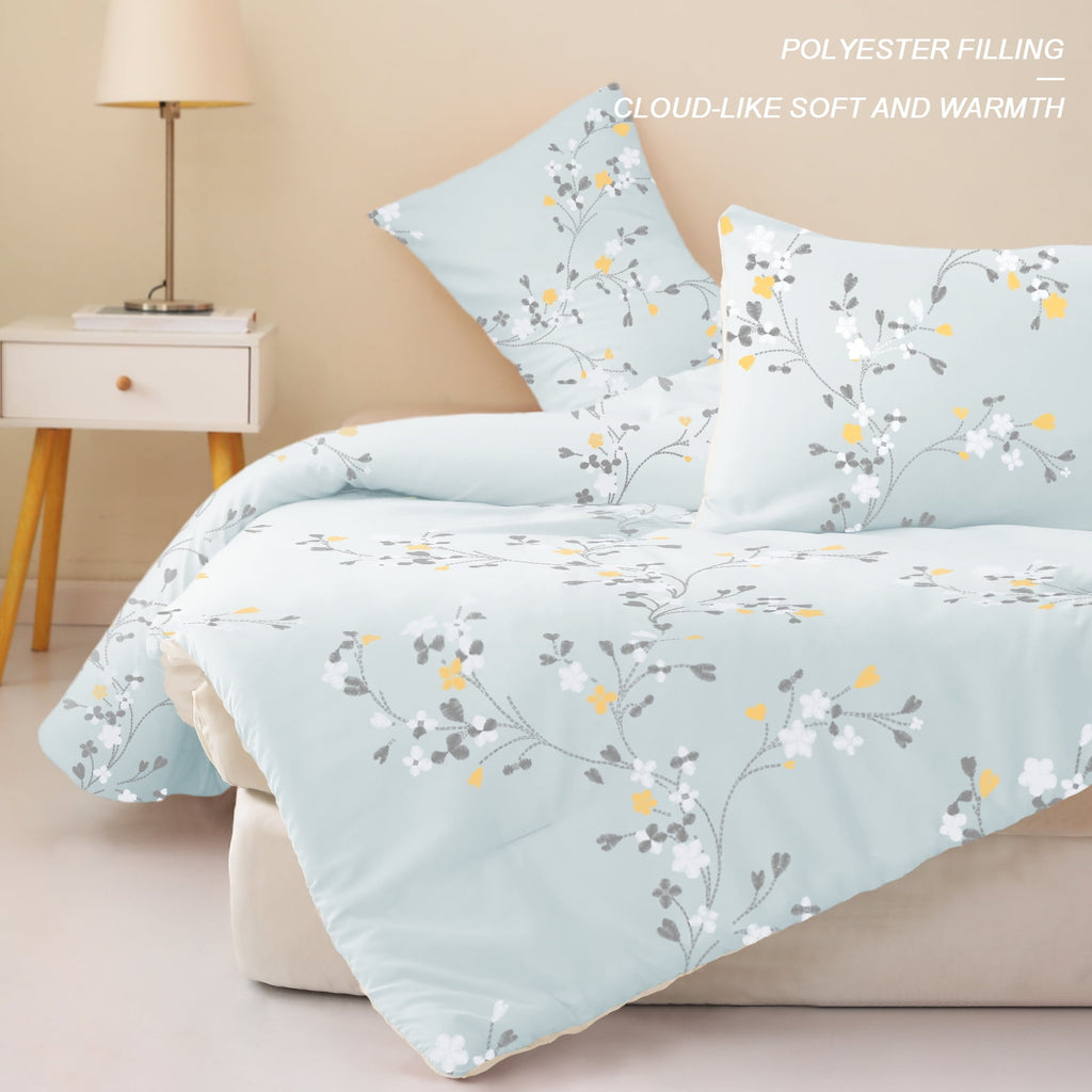 Exclusivo Mezcla 3-Piece Floral King Size Comforter Set, Microfiber Bedding Down Alternative Comforter for All Seasons with 2 Pillow Shams, Light Blue