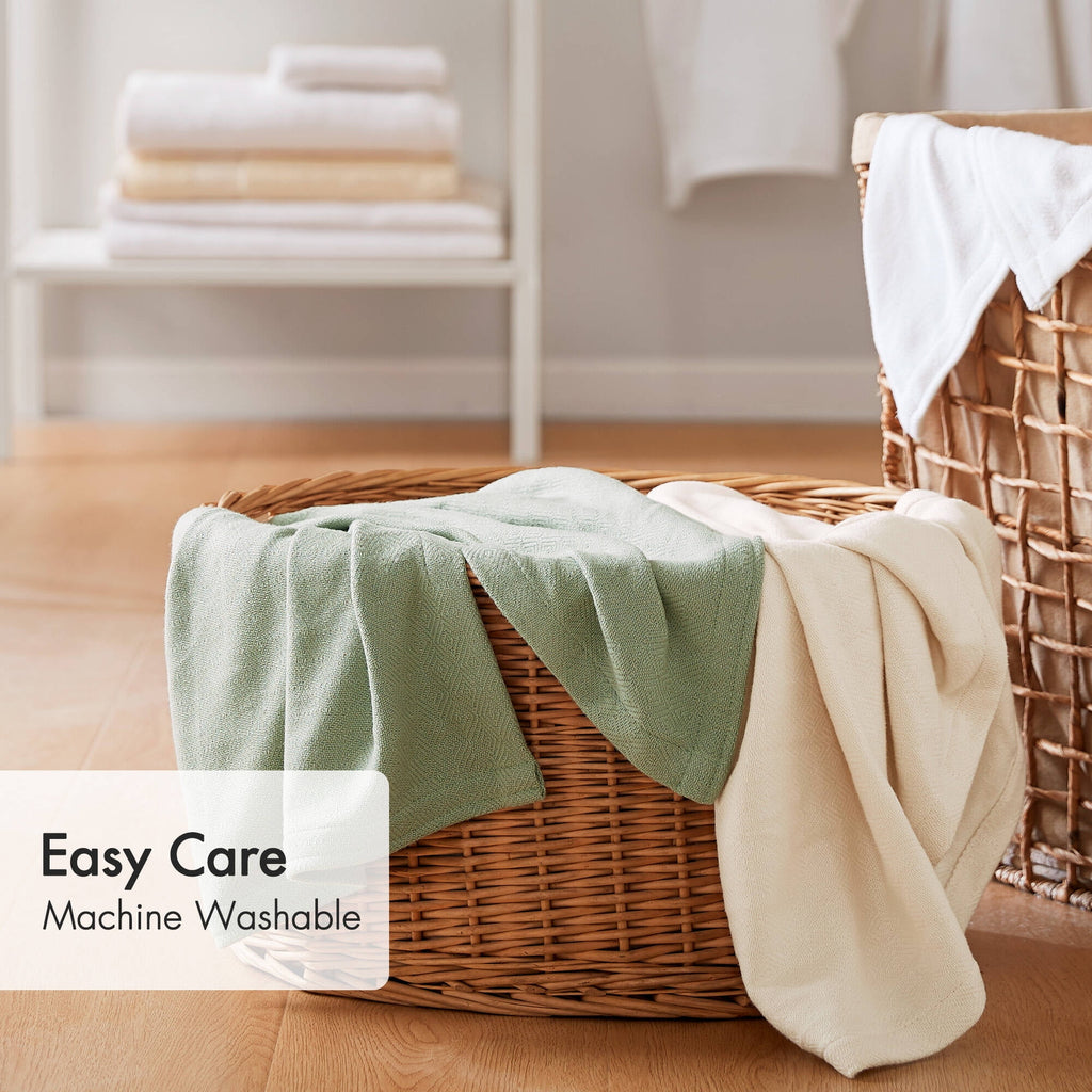 Regency Heights Cozy Bamboo Cotton Blanket, Lightweight Blanket for Sofa Couch, All Season Breathable Bed Blanket for Hot Sleepers with Diamond Jacquard, Full/Queen, Navy