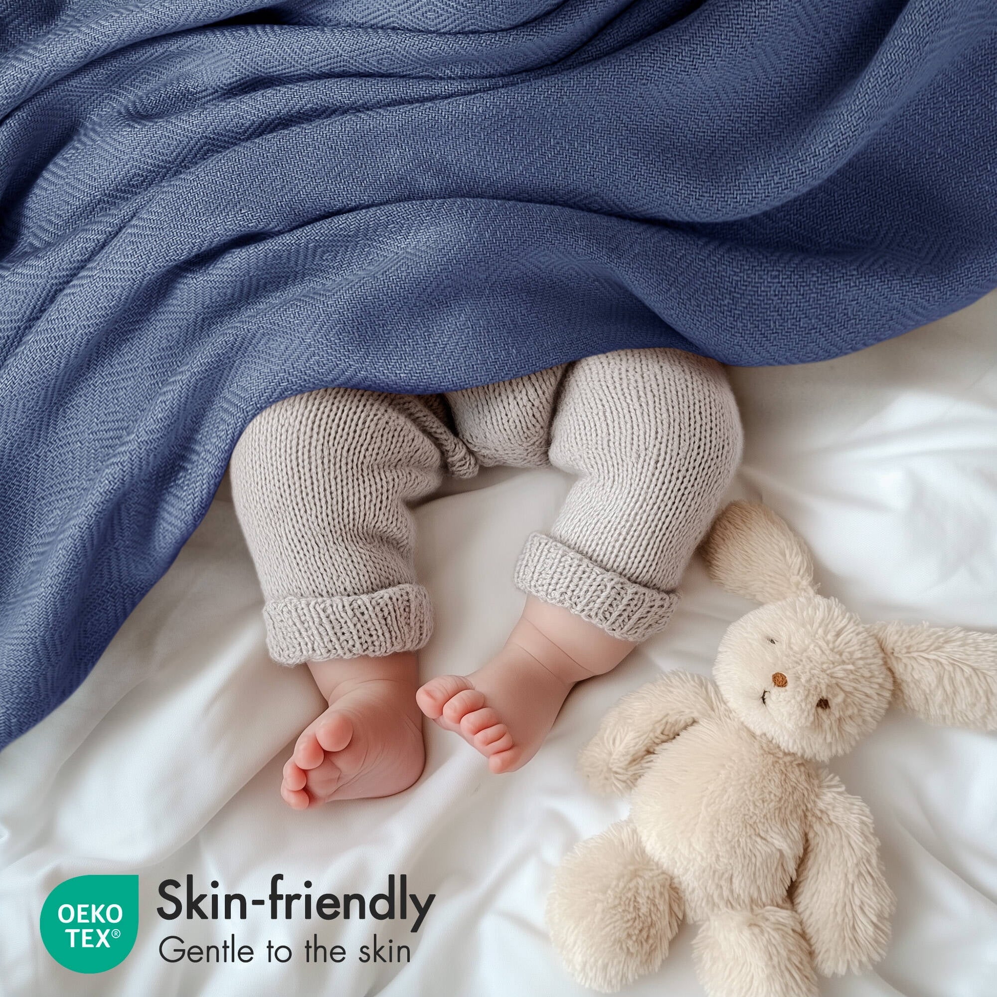 Regency Heights Cozy Bamboo Cotton Blanket, Lightweight Blanket for Sofa Couch, All Season Breathable Bed Blanket for Hot Sleepers with Diamond Jacquard, Full/Queen, Navy