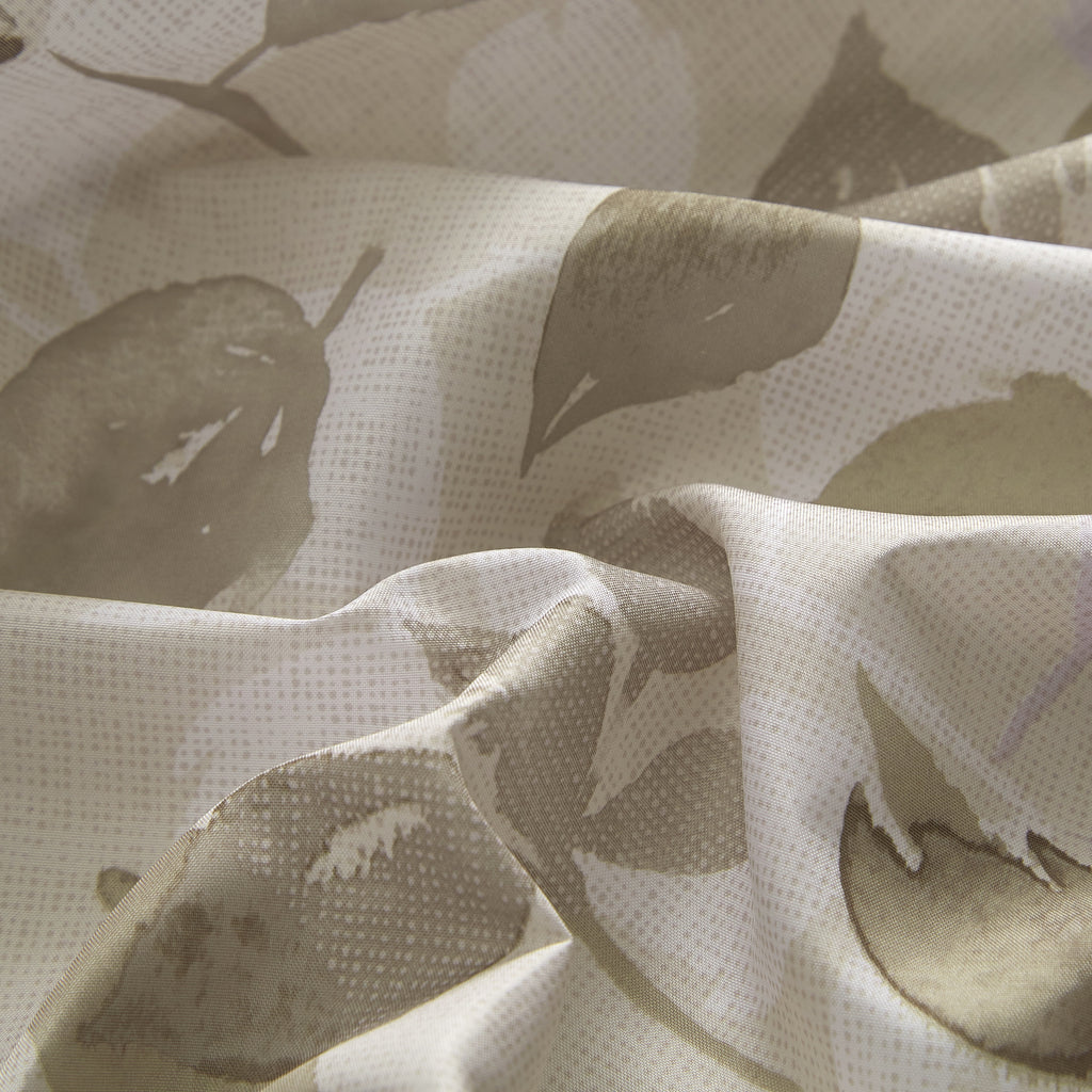 Mainstays 15-Piece Brown Leaves Bathroom Set – Shower Curtain, Bath Rugs & Hooks, Nature-Inspired Washable Décor