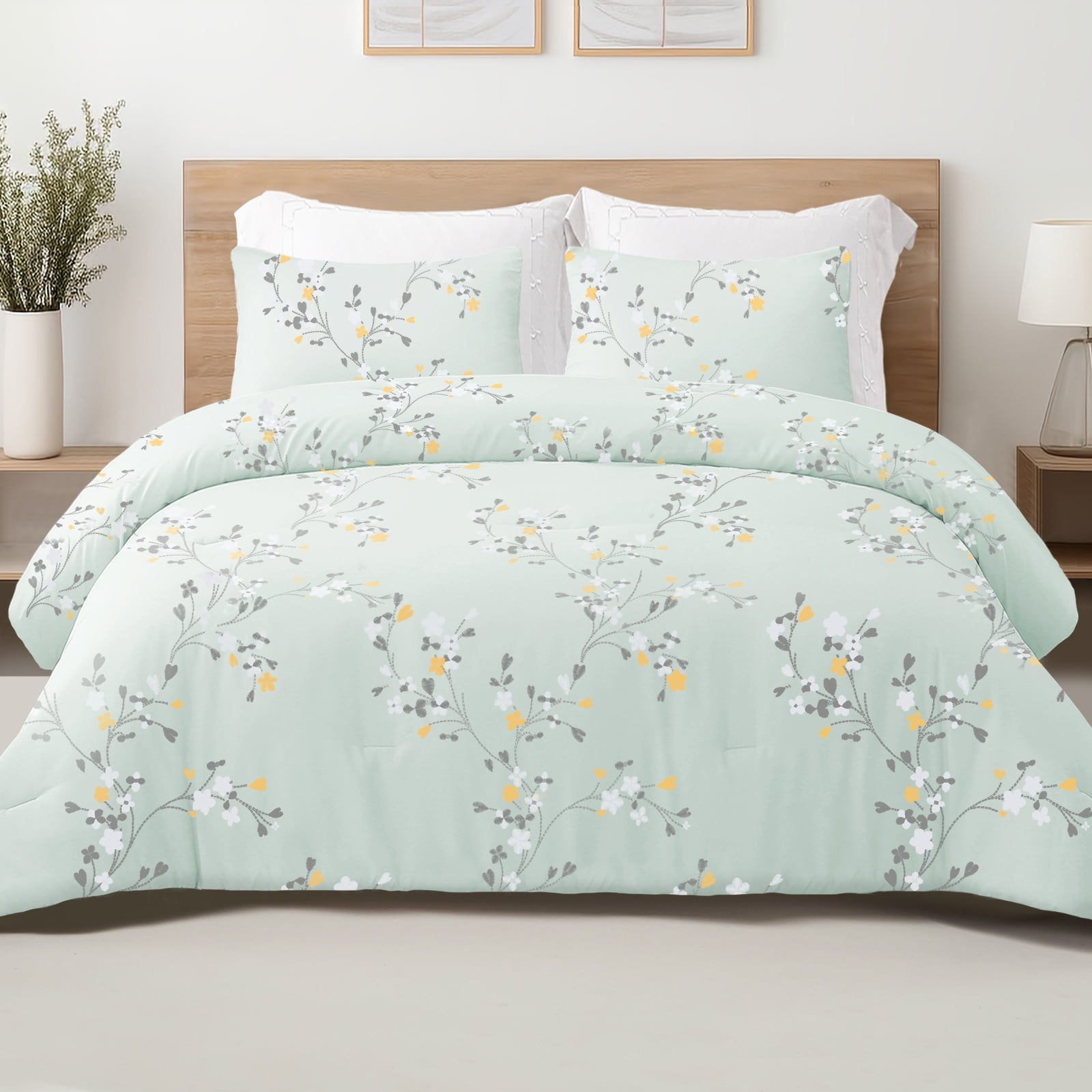 Exclusivo Mezcla 3-Piece Floral King Size Comforter Set, Microfiber Bedding Down Alternative Comforter for All Seasons with 2 Pillow Shams, Light Blue