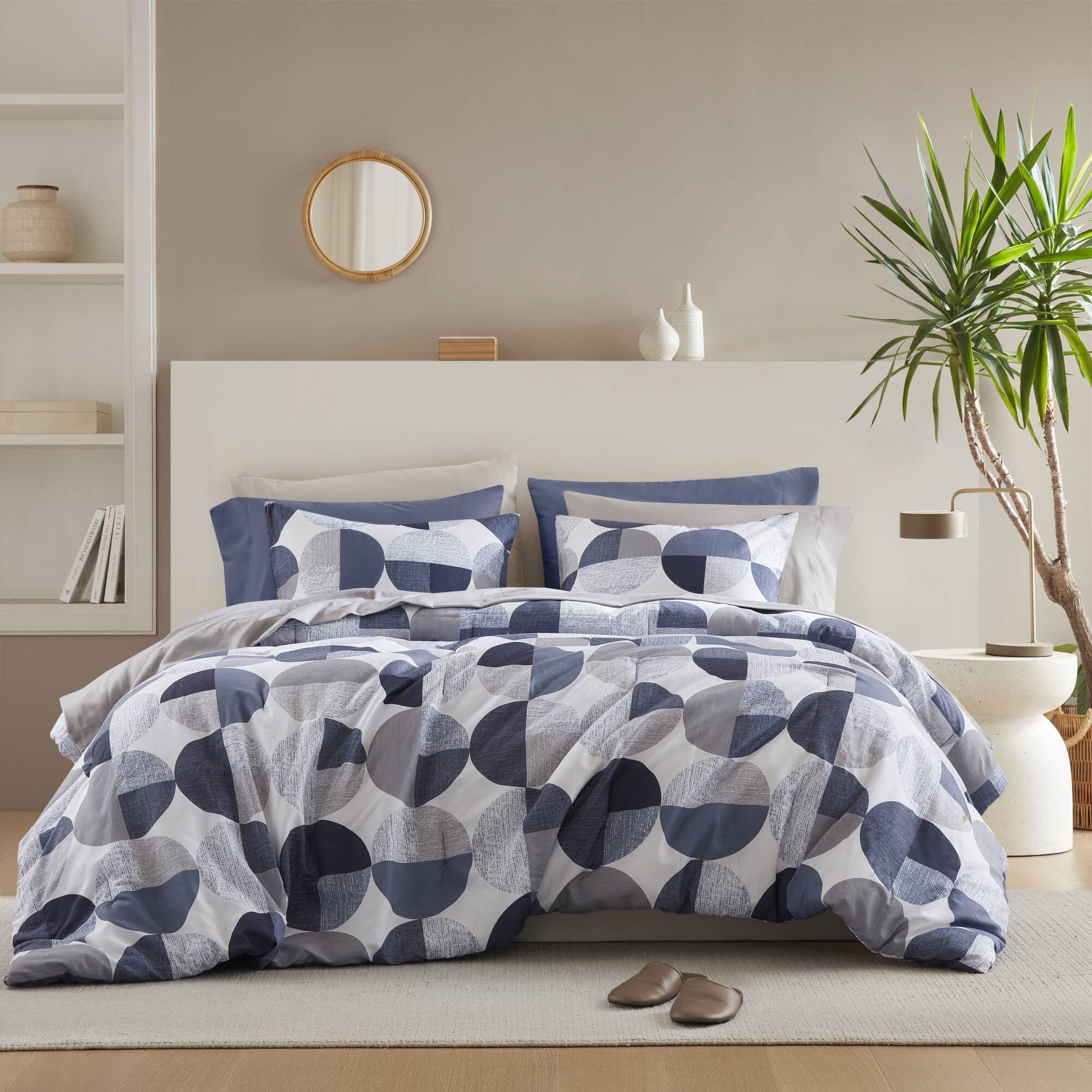 Regency Heights Queen Size Comforter Set, 9-Piece Bed in a Bag Queen, Round Geometric Print Bedding Comforter Set with Sheets, Navy Blue