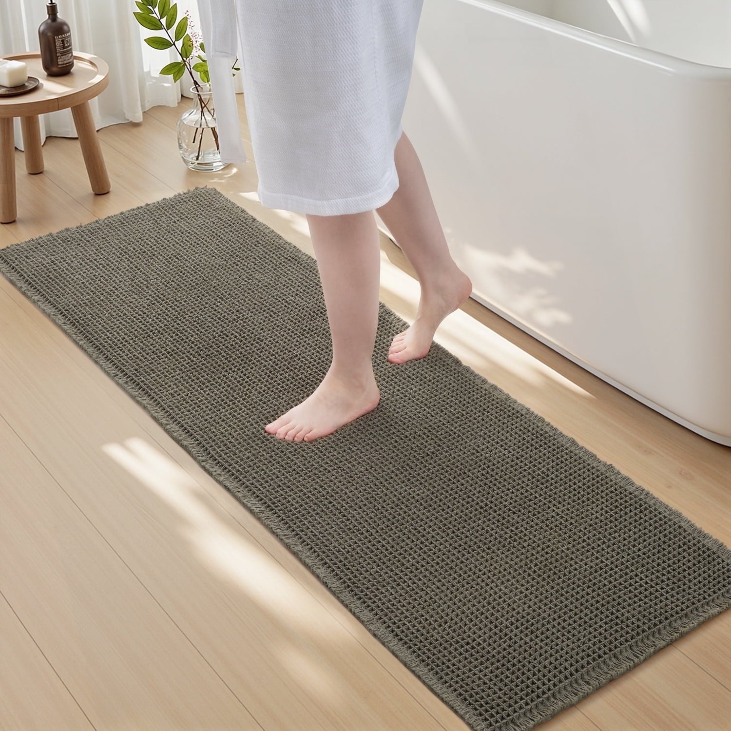 SIXHOME Bathroom Rugs Waffle Bath Rug Super Soft Absorbent Non Slip Bath Mat Beside Tub Rubber Backed Machine Washable Bathroom Rugs with Tassels Boho Bathroom Decor 17" x 24" Brown