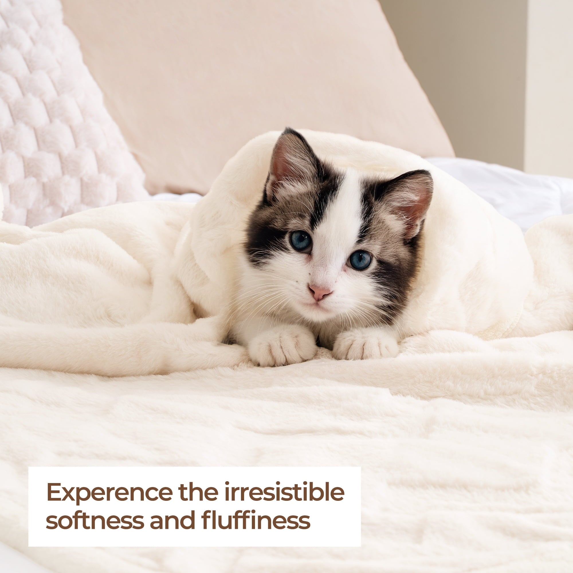 Naipo 50 in x 70 in Faux Rabbit Fur Blanket White Arctic Velvet Throw Blanket Unique Design Perfect for All Seasons and Ages (No Heating)